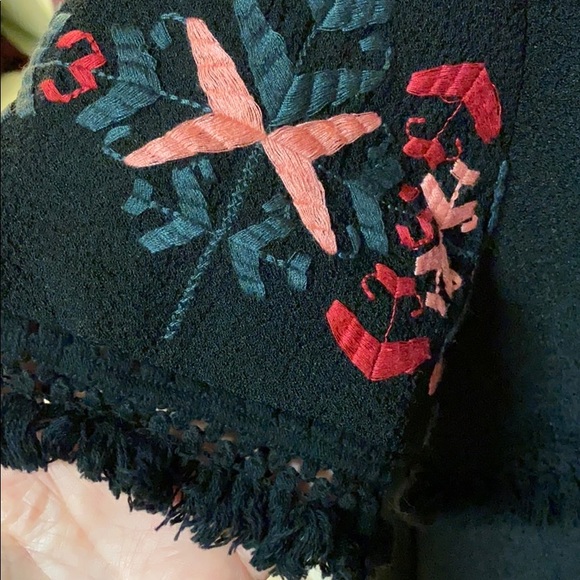 Design Lab Lord and Taylor black dress with flare - Picture 7 of 7